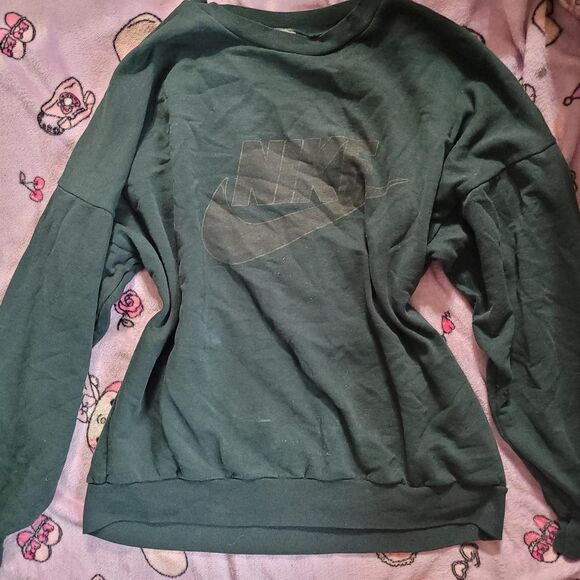 Faded Forest Green Nike Spellout Swoosh Sweatshirt Vintage 2000s Cottagecore Top - Picture 2 of 6